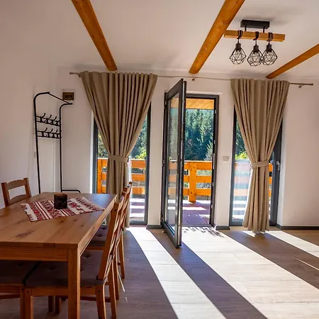Casa Izvorul Negru Bed & Breakfast Moisei