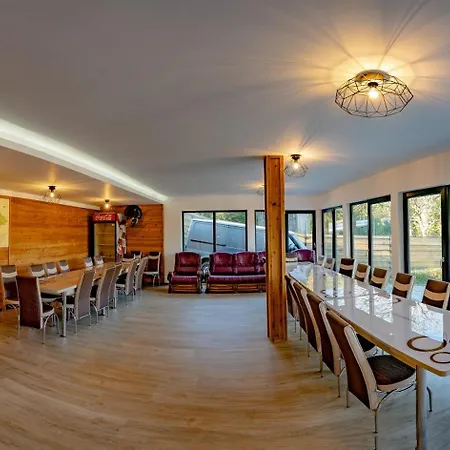 Bed & Breakfast Casa Izvorul Negru *