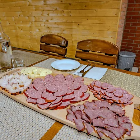 Casa Izvorul Negru Bed & Breakfast Moisei