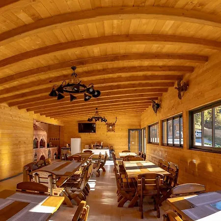 Casa Izvorul Negru Bed & Breakfast